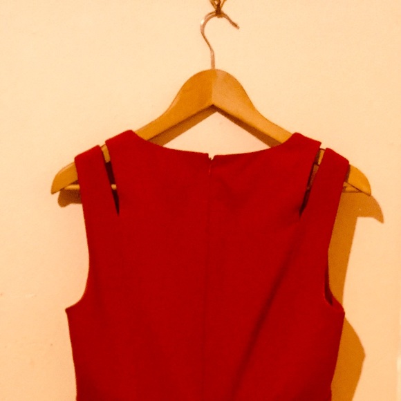 Calvin Klein Red Dress! - Picture 4 of 7